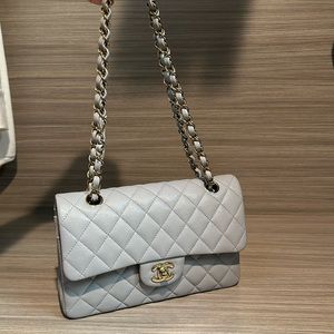 Chanel classic flap GREY